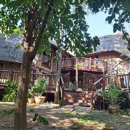Dreamy 3 Bedroom Villa On The Edge Of The Sabie River In Kruger Park Lodge Хейзивью Экстерьер фото