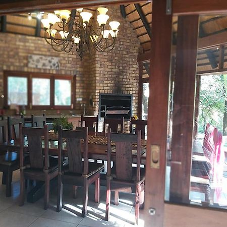Dreamy 3 Bedroom Villa On The Edge Of The Sabie River In Kruger Park Lodge Хейзивью Экстерьер фото