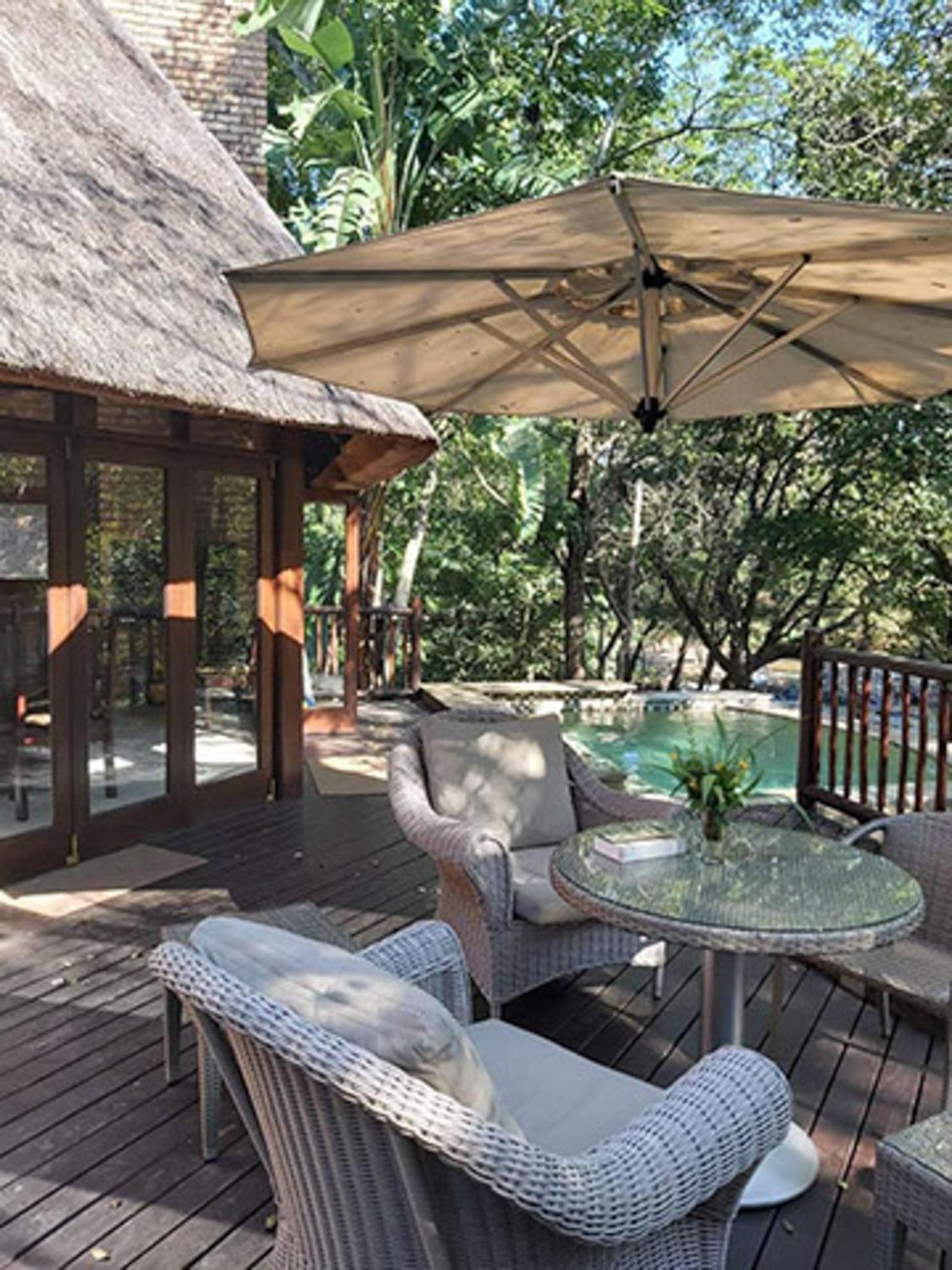 Dreamy 3 Bedroom Villa On The Edge Of The Sabie River In Kruger Park Lodge Хейзивью Экстерьер фото